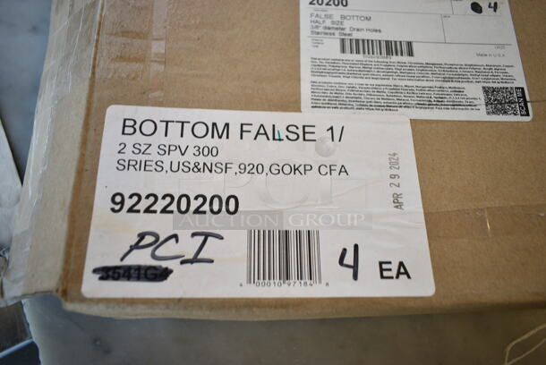 Box of 4 BRAND NEW SCRATCH AND DENT! Vollrath 20200 Super Pan V 1/2 Size Stainless Steel Steam Table / Hotel Pan False Bottom - Image 2 of 3