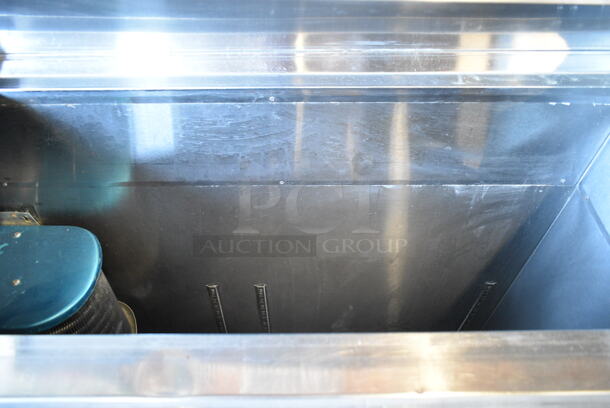 2014 Leader PT72 S/C Stainless Steel Commercial Pizza Prep Table w/ Oversized Stone Cutting Board on Commercial Casters. 115 Volts, 1 Phase. Tested and Working! - Image 4 of 9