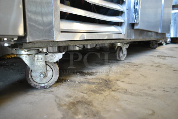 2014 Leader PT72 S/C Stainless Steel Commercial Pizza Prep Table w/ Oversized Stone Cutting Board on Commercial Casters. 115 Volts, 1 Phase. Tested and Working! - Image 5 of 9