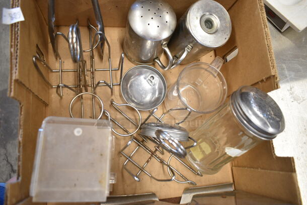 ALL ONE MONEY! Lot of Various Items Including Seasoning Shakers and Mr Coffee Coffee Pot Warmer - Image 4 of 5
