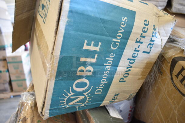 PALLET LOT of 30 BRAND NEW Boxes Including Noble Large Gloves, 3 Boxes Environ 1058150 Knives, Lavex 2 Ply Toilet Paper Rolls, 5153 American Flag Trays, 5002DNAPRED Red Table Napkins, 795PTOKFT Choice 8 1/2" x 6" x 2" Kraft Folded Paper #2 Take-Out Container with Window - 160/Case, 129MCS24B Choice 24 oz. Black Rectangular Microwavable Heavy Weight Container with Lid 8" x 5 1/4" x 2" - 150/Case, 500CC9 Choice 9 oz. Clear PET Customizable Plastic Squat Cold Cup - 1000/Case, 433HSLCPIE Plastic Pie Container. 30 Times Your Bid! - Image 4 of 12