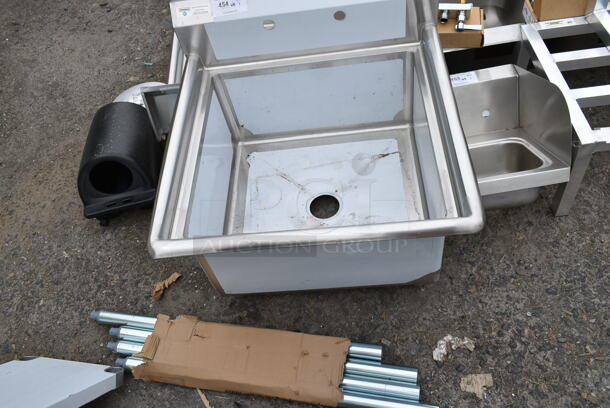 BRAND NEW SCRATCH AND DENT! Steelton 522CS12424 29 1/2" 18-Gauge Stainless Steel One Compartment Commercial Sink without Drainboard - 24" x 24" x 12" Bowl - Image 2 of 6