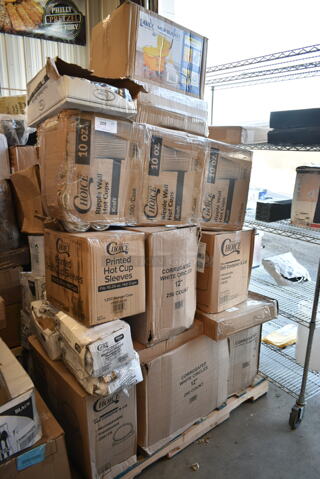 PALLET LOT of 27 BRAND NEW Boxes Including 3 Box 50010RIPKRPE Choice 10 oz. Double Wall Ripple Kraft Paper Hot Cup - 500/Case, 500COLLAR Choice 10-24 oz. Printed Coffee Cup Sleeve / Jacket / Clutch - 1200/Case, 3 Box Corrugated 12" White Circles, 127RD32COMBO Choice 32 oz. Customizable Microwavable Clear Round Deli Container and Lid Combo Pack - 250/Case, 5002DNAP Choice White 2-Ply Dinner Napkin 17" x 15" - 3000/Case, 130WKFSNSPH Visions Individually Wrapped Heavy Weight White Plastic Cutlery Pack with Napkin and Salt and Pepper Packets - 500/Case, 2 Box 130WSPOON Choice Medium Weight White Plastic Teaspoon - 1000/Case, 127RD16COMBO Choice 16 oz. Customizable Microwavable Clear Round Deli Container and Lid Combo Pack - 250/Case, 127RD32COMBO Choice 32 oz. Customizable Microwavable Clear Round Deli Container and Lid Combo Pack - 250/Case, 32640237 Chicago Metallic 40237 26" x 17" Glazed Aluminized Steel Sheet Cake Pan - 1/2" Band in Rim, 274MBCKT26YL Lavex Mop Bucket, 2 Box EcoChoice 8 oz. Kraft Paper Food Cup with Vented Lid - 250/Case, 394385L Noble Products Powder-Free Disposable Latex Gloves for Foodservice - 1000/Case, 394EN503L Noble Products Powder-Free Disposable Blue Exam Grade Nitrile 4 Mil Thick Textured Gloves - Large - 1000/Case. 27 Times Your Bid!