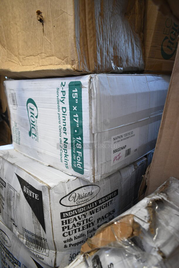 PALLET LOT of 27 BRAND NEW Boxes Including 3 Box 50010RIPKRPE Choice 10 oz. Double Wall Ripple Kraft Paper Hot Cup - 500/Case, 500COLLAR Choice 10-24 oz. Printed Coffee Cup Sleeve / Jacket / Clutch - 1200/Case, 3 Box Corrugated 12" White Circles, 127RD32COMBO Choice 32 oz. Customizable Microwavable Clear Round Deli Container and Lid Combo Pack - 250/Case, 5002DNAP Choice White 2-Ply Dinner Napkin 17" x 15" - 3000/Case, 130WKFSNSPH Visions Individually Wrapped Heavy Weight White Plastic Cutlery Pack with Napkin and Salt and Pepper Packets - 500/Case, 2 Box 130WSPOON Choice Medium Weight White Plastic Teaspoon - 1000/Case, 127RD16COMBO Choice 16 oz. Customizable Microwavable Clear Round Deli Container and Lid Combo Pack - 250/Case, 127RD32COMBO Choice 32 oz. Customizable Microwavable Clear Round Deli Container and Lid Combo Pack - 250/Case, 32640237 Chicago Metallic 40237 26" x 17" Glazed Aluminized Steel Sheet Cake Pan - 1/2" Band in Rim, 274MBCKT26YL Lavex Mop Bucket, 2 Box EcoChoice 8 oz. Kraft Paper Food Cup with Vented Lid - 250/Case, 394385L Noble Products Powder-Free Disposable Latex Gloves for Foodservice - 1000/Case, 394EN503L Noble Products Powder-Free Disposable Blue Exam Grade Nitrile 4 Mil Thick Textured Gloves - Large - 1000/Case. 27 Times Your Bid! - Image 3 of 12