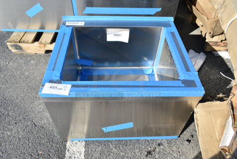 BRAND NEW SCRATCH AND DENT! Steelton 522MS162012 Stainless Steel Commercial Floor Mop Sink. 
