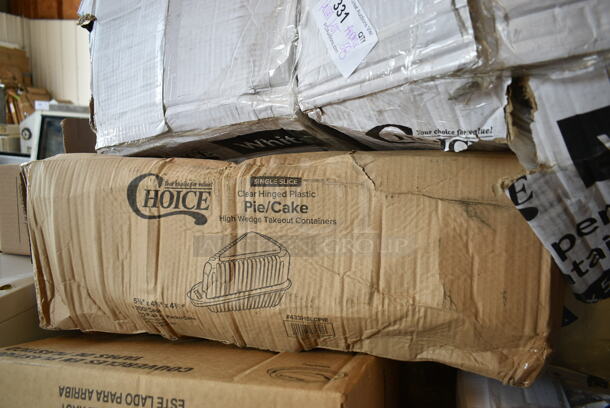 PALLET LOT of 30 BRAND NEW Boxes Including Noble Large Gloves, 3 Boxes Environ 1058150 Knives, Lavex 2 Ply Toilet Paper Rolls, 5153 American Flag Trays, 5002DNAPRED Red Table Napkins, 795PTOKFT Choice 8 1/2" x 6" x 2" Kraft Folded Paper #2 Take-Out Container with Window - 160/Case, 129MCS24B Choice 24 oz. Black Rectangular Microwavable Heavy Weight Container with Lid 8" x 5 1/4" x 2" - 150/Case, 500CC9 Choice 9 oz. Clear PET Customizable Plastic Squat Cold Cup - 1000/Case, 433HSLCPIE Plastic Pie Container. 30 Times Your Bid! - Image 12 of 12
