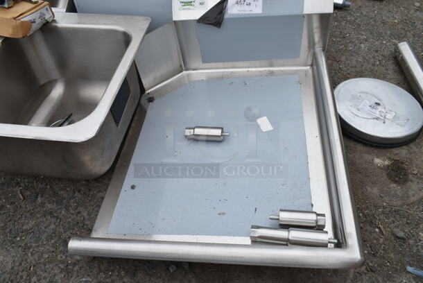 BRAND NEW SCRATCH AND DENT! Regency 600CDT24R 16 Gauge 2' Clean Dish Table - Right Drainboard. No Legs.  - Image 2 of 4