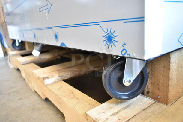 BRAND NEW SCRATCH AND DENT! Beverage Air SM58HC-W Stainless Steel Commercial 58" White 1-Sided Cold Wall Milk Cooler on Commercial Casters. 115 Volts, 1 Phase. Tested and Working! - Image 7 of 10