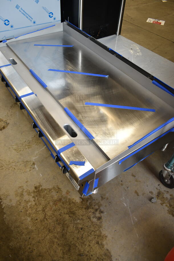 BRAND NEW SCRATCH AND DENT! 2024 Garland GTGG60-GT60M  Stainless Steel Commercial Countertop Natural Gas Powered Flat Top Griddle. - Image 3 of 8