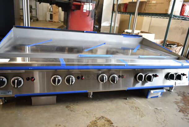 BRAND NEW SCRATCH AND DENT! 2024 Garland GTGG60-GT60M  Stainless Steel Commercial Countertop Natural Gas Powered Flat Top Griddle. - Image 5 of 8