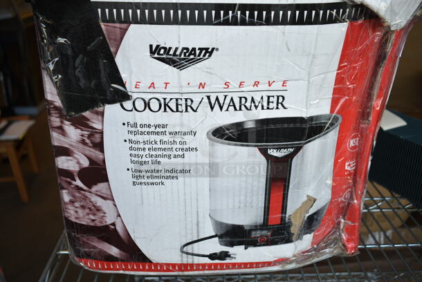 BRAND NEW SCRATCH AND DENT! Vollrath 72009 Cayenne 11 Qt. Round "Heat 'n Serve" Rethermalizer / Warmer Package with Inset and Cover. 120 Volts, 1 Phase. Tested and Working! - Image 2 of 4