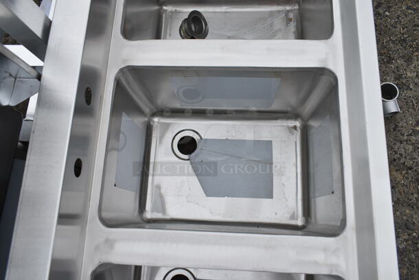 BRAND NEW SCRATCH AND DENT! Regency 600B31014219 Stainless Steel Commercial  3 Bowl Underbar Sink with Two Large Drainboards. Bays 10x14x9 - Image 6 of 9