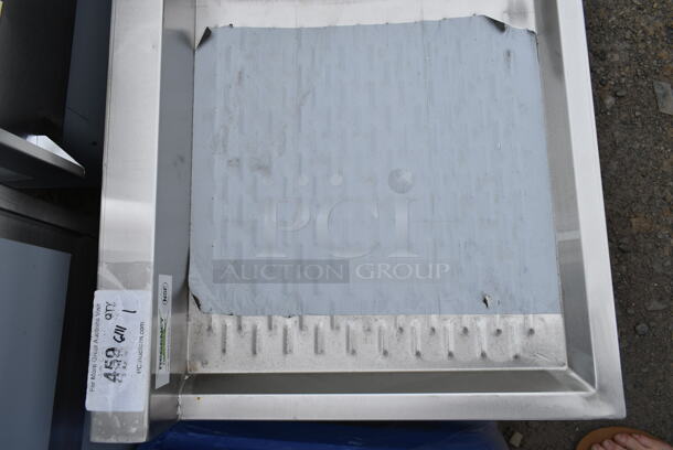 BRAND NEW SCRATCH AND DENT! Regency 600B31014219 Stainless Steel Commercial  3 Bowl Underbar Sink with Two Large Drainboards. Bays 10x14x9 - Image 8 of 9