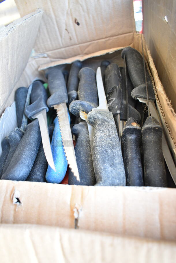 90 SHARPENED Stainless Steel Knives Including Chef. 90 Times Your Bid! - Image 4 of 5