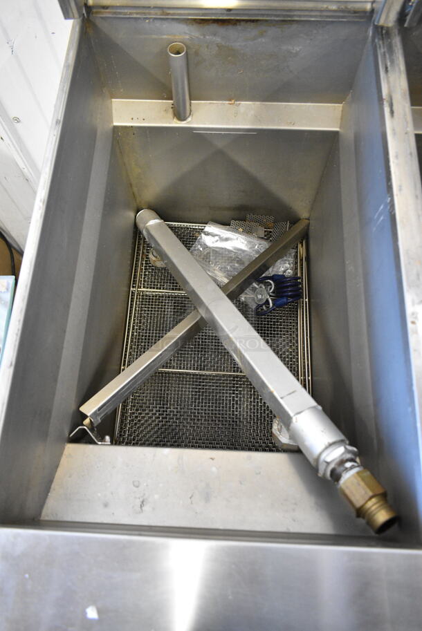 2016 Pitco Frialator SRTG Stainless Steel Commercial Floor Style Natural Gas Powered 2 Bay Rethermalizer on Commercial Casters. Missing Door. 55,000 BTU.  - Image 6 of 7