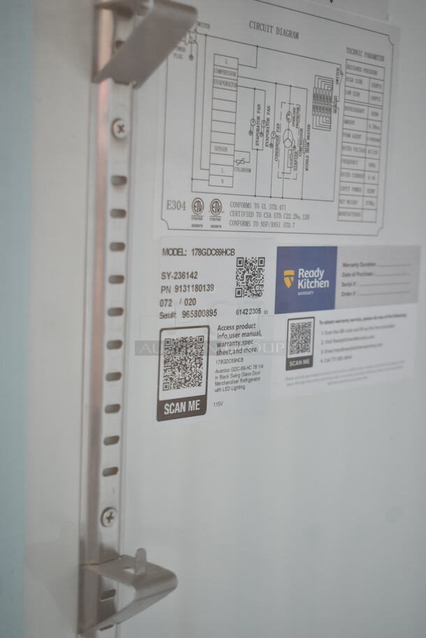 BRAND NEW SCRATCH AND DENT! 2023 Avantco 178GDC69HCB Metal Commercial 3 Door Reach In Cooler Merchandiser w/ Poly Coated Racks. 1 Door Needs To Be Reattached. 115 Volts, 1 Phase. Tested and Working! - Image 7 of 7