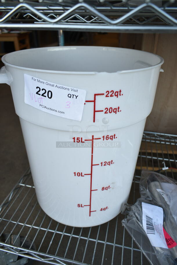 BRAND NEW SCRATCH AND DENT! Lot of 3 Items Including 22 Quart White Bin, Regency 600FSNZDJ15 15" Double-Jointed Swing Spout with 2 GPM Aerator and Alto-Shaam 5021564 Handle With Latch - Image 3 of 8