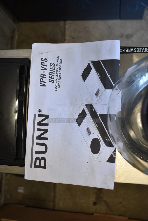 BRAND NEW SCRATCH AND DENT! 2023 Bunn VPR Stainless Steel Commercial Countertop Coffee Machine w/ 2 Coffee Pot and Poly Brew Basket. 120 Volts, 1 Phase. - Image 4 of 11