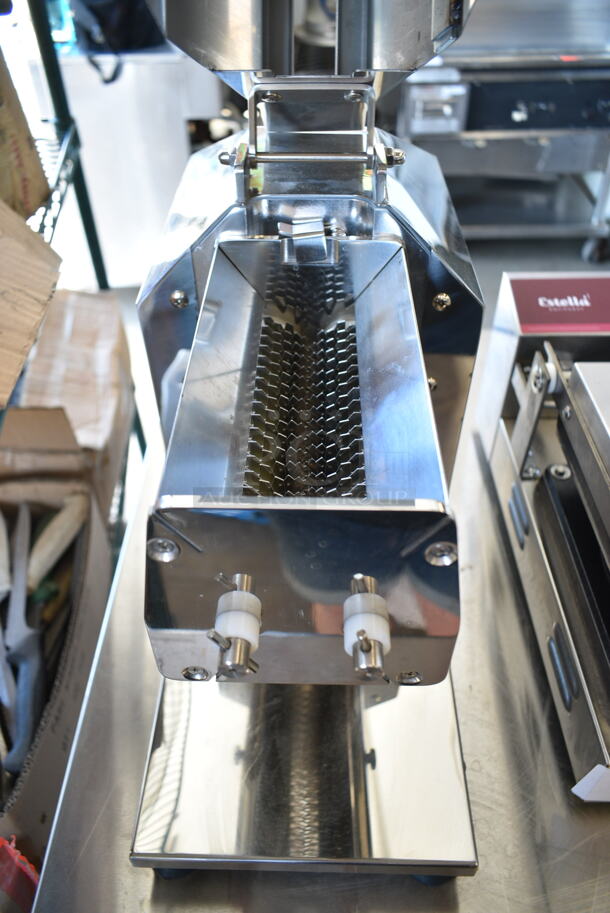 BRAND NEW SCRATCH AND DENT! Avantco 177MT64 Stainless Steel Commercial Countertop Meat Tenderizer. 120 Volts, 1 Phase. Tested and Working! - Image 4 of 5