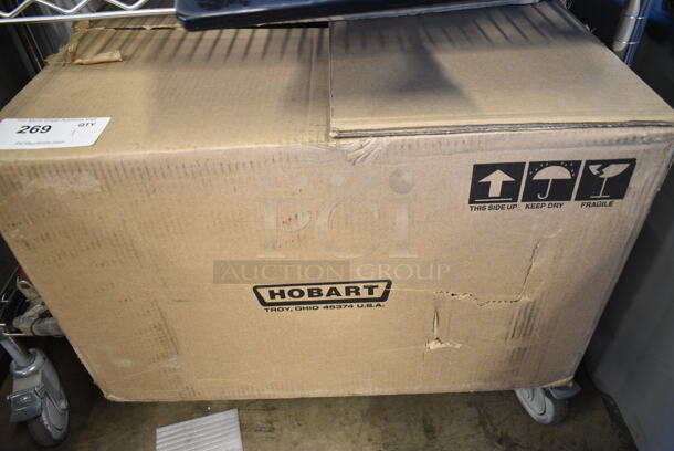 BRAND NEW SCRATCH AND DENT! Hobart HTi-LH4W Metal Countertop Scale w/ Label Printer. 120/208-240 Volts, 1 Phase. Tested and Working! - Image 2 of 4