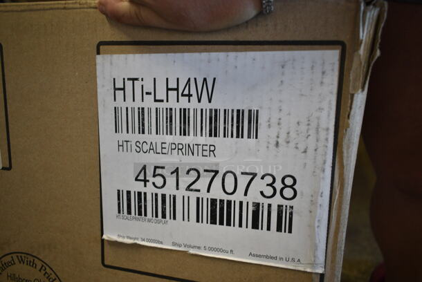 BRAND NEW SCRATCH AND DENT! Hobart HTi-LH4W Metal Countertop Scale w/ Label Printer. 120/208-240 Volts, 1 Phase. Tested and Working! - Image 4 of 4