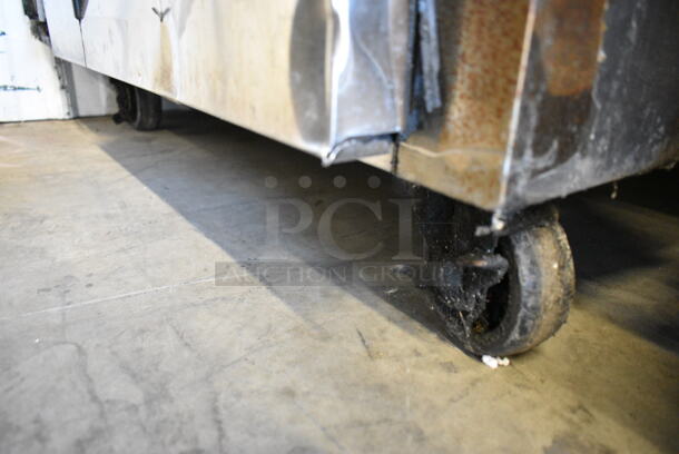 Everest Stainless Steel Commercial 2 Drawer Chef Base on Commercial Casters. Tested and Working! - Image 2 of 6