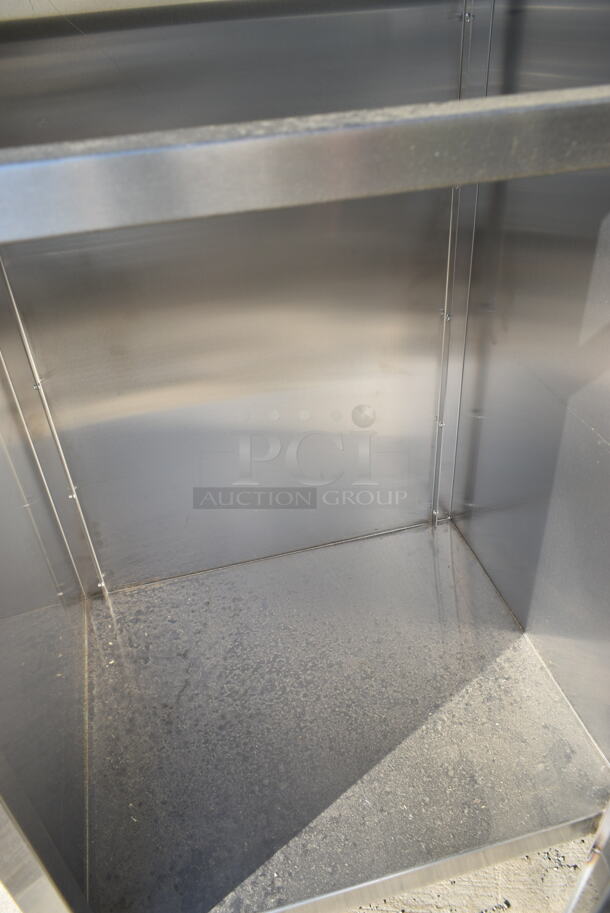 BRAND NEW SCRATCH AND DENT! Lakeside Stainless Steel Commercial Trash Can Shell. - Image 3 of 4