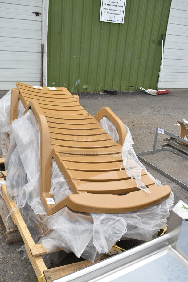 4 BRAND NEW SCRATCH AND DENT! Lancaster Table & Seating 427CHAISESD Sand Stacking Adjustable Resin Chaise. 4 Times Your Bid! - Image 2 of 5