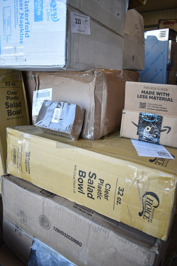 PALLET LOT of 25 BRAND NEW Boxes Including 128HD32COMBO ChoiceHD 32 oz. Microwavable Translucent Plastic Deli Container and Lid Combo Pack - 240/Case, 50016W Choice 16 oz. White Poly Paper Hot Cup - 1000/Case, CCB21 Coca-Cola 21 Ounce Cups, Nemco 77353 Divider for Ice Cream Dipper Wells - 12", 999COLLAR88R Grill Pads, 127SB32COMBO Choice 32 oz. Clear Plastic Salad Bowl with Lid - 150/Case, 966UPWIDEB OneUp by Choice White 2-Ply Wide Interfold 6 1/2" x 8 1/2" Dispenser Napkin - 6000/Case, 127SB32COMBO Choice 32 oz. Clear Plastic Salad Bowl with Lid - 150/Case, 52023 Vollrath Spatulas, 127SB18COMBO Choice 18 oz. Clear Plastic Salad Bowl with Lid - 150/Case, 130BKFKSNX500 Choice Black Extra Heavy Weight Wrapped Plastic Cutlery Pack with Napkin - 500/Case. 25 Times Your Bid! - Image 5 of 12