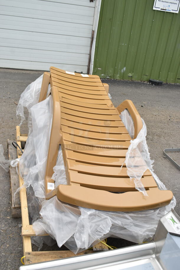 4 BRAND NEW SCRATCH AND DENT! Lancaster Table & Seating 427CHAISESD Sand Stacking Adjustable Resin Chaise. 4 Times Your Bid! - Image 3 of 5