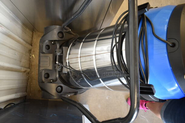 BRAND NEW SCRATCH AND DENT! Lavex 944BJ14126G 26 Gallon Stainless Steel Commercial Wet / Dry Vacuum. 120 Volts, 1 Phase. Tested and Working! - Image 3 of 5