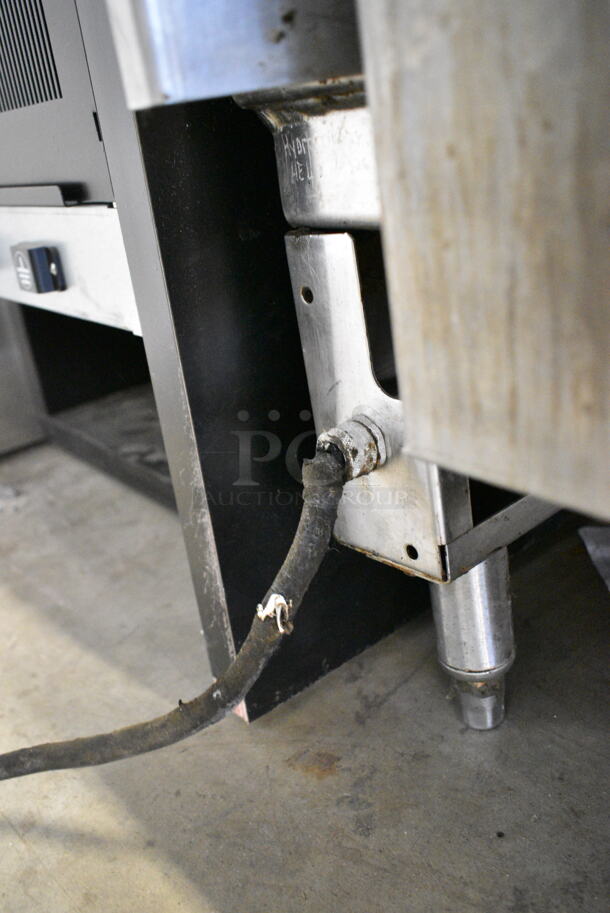 Stainless Steel Commercial Countertop Natural Gas Powered Flat Top Gas Powered Flat Top Griddle.  - Image 3 of 4