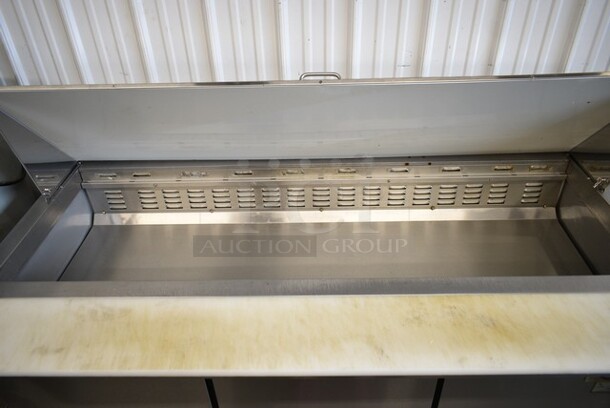 Avantco SCLM3 Stainless Steel Commercial Sandwich Salad Prep Table Bain Marie Mega Top on Commercial Casters. 115 Volts, 1 Phase. Tested and Powers On But Does Not Get Cold - Image 2 of 7