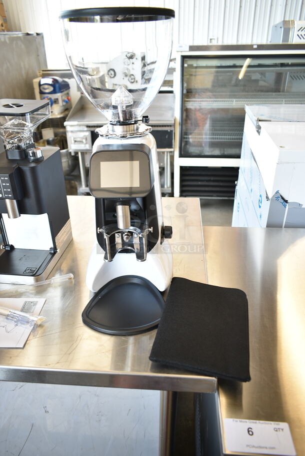 BRAND NEW SCRATCH AND DENT! 2024 Hemro MyCafe Buddy Metal Countertop Espresso Bean Grinder. 120 Volts, 1 Phase. Tested and Working! - Image 2 of 7