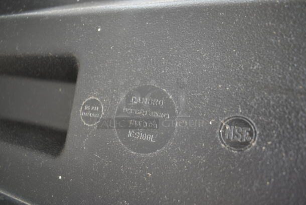 BRAND NEW SCRATCH AND DENT! Cambro ICS1001 Black Poly Insulated Mobile Ice Bin on Casters.  - Image 6 of 6