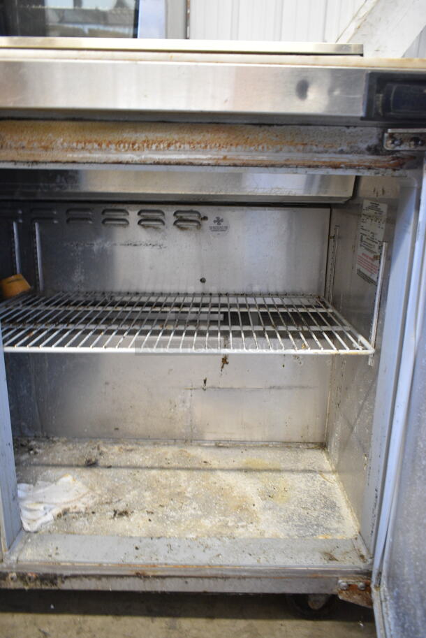 2017 Continental SW60-16 Stainless Steel Commercial Sandwich Salad Prep Table Bain Marie Mega Top. 115 Volts, 1 Phase. Tested and Working! - Image 3 of 6