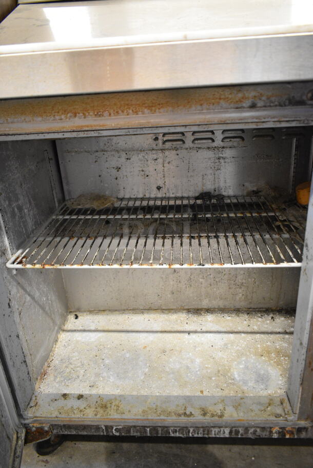 2017 Continental SW60-16 Stainless Steel Commercial Sandwich Salad Prep Table Bain Marie Mega Top. 115 Volts, 1 Phase. Tested and Working! - Image 4 of 6