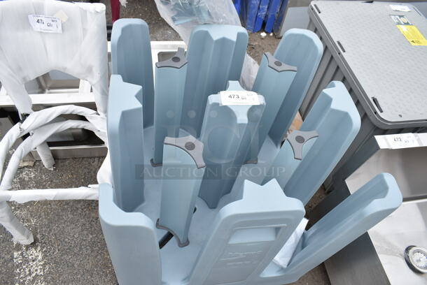 BRAND NEW SCRATCH AND DENT! Metro Gray Blue Poly Portable Dish Cart on Casters.  - Image 3 of 5
