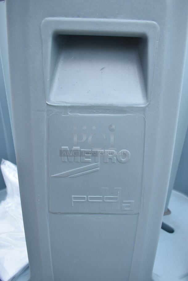 BRAND NEW SCRATCH AND DENT! Metro Gray Blue Poly Portable Dish Cart on Casters.  - Image 5 of 5