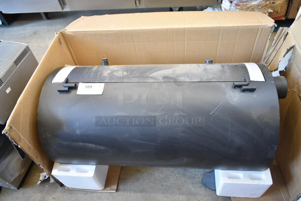 IN ORIGINAL BOX! Oklahoma Joe's Highland 15202031 Metal 900-Sq in Black Horizontal Charcoal Smoker - Image 3 of 5