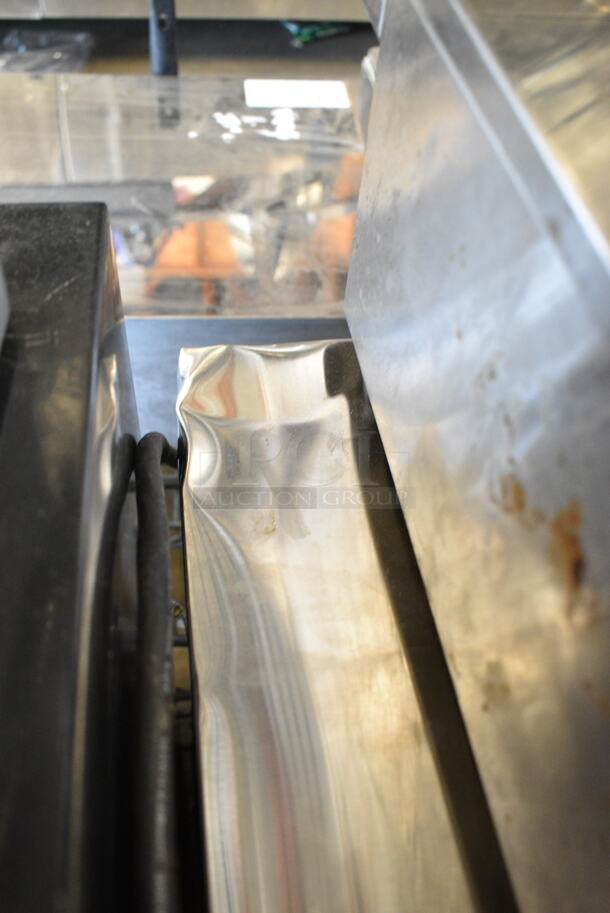 BRAND NEW SCRATCH AND DENT! 2023 Crosson CPO-320 Stainless Steel Commercial Countertop Electric Powered 2 Deck Pizza Oven w/ Cooking Stones; 1 Broken. 120 Volts, 1 Phase. - Image 6 of 7