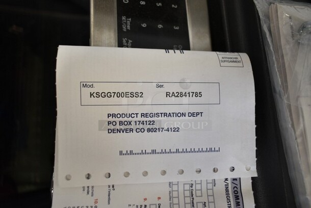 BRAND NEW SCRATCH AND DENT! KitchenAid KSGG700ESS2 Stainless Steel Commercial Natural or Propane Gas Powered 4 Burner Range w/ Convection Oven.  - Image 7 of 7