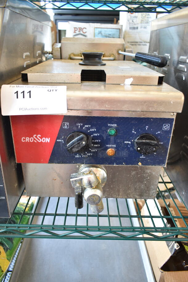 BRAND NEW SCRATCH AND DENT! 2024 Crosson EF-6V Stainless Steel Commercial Countertop Electric Powered Fryer w/ Metal Fry Basket and Lid. 120 Volts, 1 Phase. - Image 2 of 5