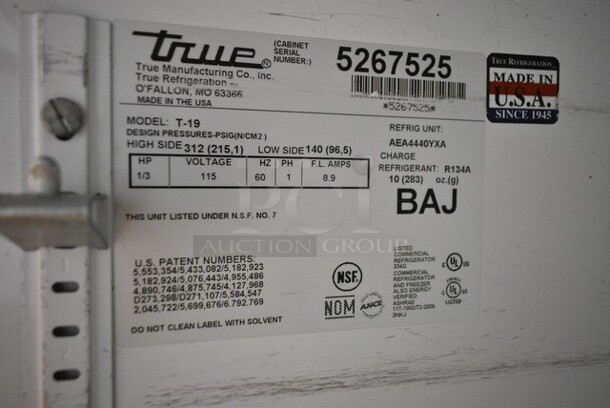 True T-19 Stainless Steel Commercial Single Door Reach In Cooler on Commercial Casters. 115 Volts, 1 Phase. Tested and Powers On But Does Not Get Cold - Image 4 of 4