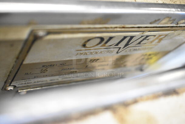 Oliver 777 Metal Commercial Floor Style Bread Loaf Slicer. 115 Volts, 1 Phase. Tested and Working! - Image 4 of 5