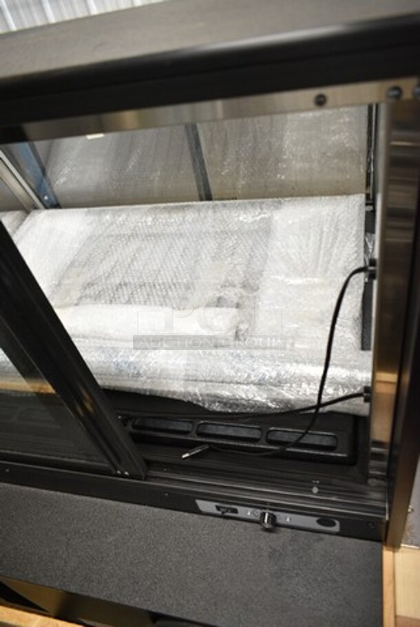 BRAND NEW! Federal Industries ERR3628 Metal Commercial Countertop Refrigerated Display Case Merchandiser. 120 Volts, 1 Phase. Tested and Working! - Image 4 of 6