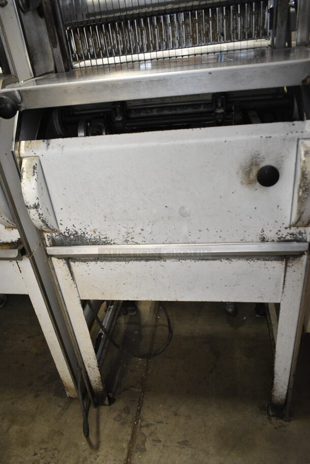 Oliver 777 Metal Commercial Floor Style Bread Loaf Slicer. 115 Volts, 1 Phase. Tested and Powers On But Parts Do Not Move - Image 3 of 4