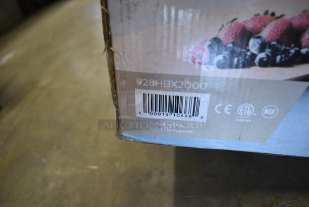 BRAND NEW SCRATCH AND DENT! AvaMix 928HBX2000 64 oz. 3 1/2 hp Programmable Commercial Blender with Touchpad and Sound Enclosure. 120 Volts, 1 Phase. Tested and Working! - Image 4 of 4