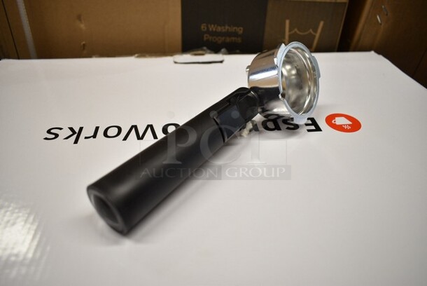 IN ORIGINAL BOX! EspressoWorks AEW-1000 All-In-One Espresso Machine with Milk Frother. 120 Volts, 1 Phase.  - Image 6 of 7