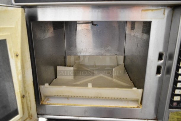 Amana RC30S2 Stainless Steel Commercial Countertop Microwave Oven. 208/230 Volts, 1 Phase.  - Image 3 of 4